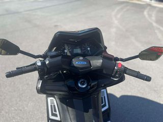 Yamaha T-Max 530 2012-thumb-26