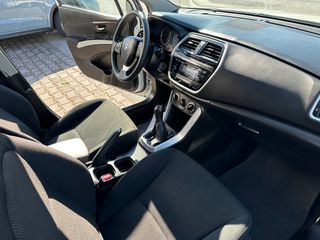 Suzuki SX4 S-Cross 2019-thumb-28