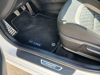 Kia Ceed / cee'd 2017 GT LINE-thumb-14