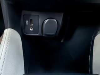 Nissan Micra 2018 ACENTA FULL EXTRA!!!-thumb-35