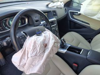 Volvo V60 2014 1.6D AUTO KINETIC 116ps-thumb-23