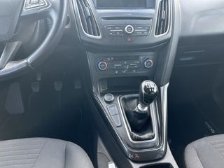 Ford Focus 2017 TDCI Titanium-thumb-9