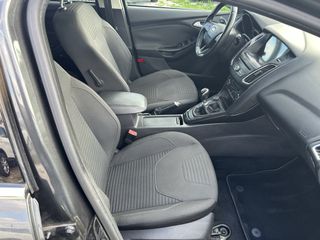 Ford Focus 2017 TDCI Titanium-thumb-12