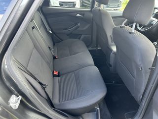 Ford Focus 2017 TDCI Titanium-thumb-13