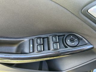 Ford Focus 2017 TDCI Titanium-thumb-18