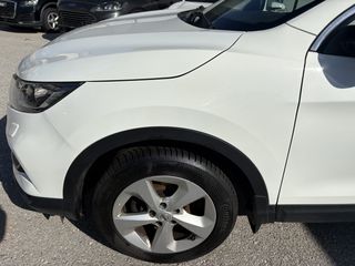 Nissan Qashqai 2019 n-connecta-thumb-10