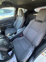 Toyota C-HR 2019-thumb-12