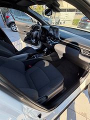 Toyota C-HR 2019-thumb-13
