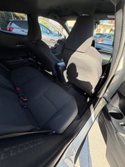 Toyota C-HR 2019-thumb-15