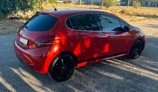 Peugeot 208 2016 1.2 ALLURE 110hp-thumb-3