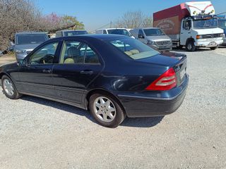 Mercedes-Benz C 200 2004