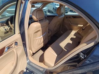 Mercedes-Benz C 200 2004-thumb-13