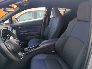 Toyota C-HR 2017 STYLE SELECTION-thumb-9