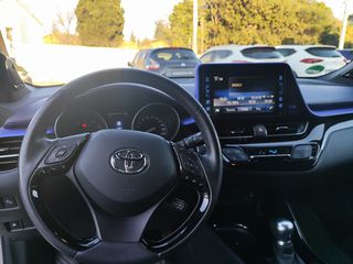 Toyota C-HR 2017 STYLE SELECTION-thumb-11