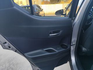 Toyota C-HR 2017 STYLE SELECTION-thumb-13