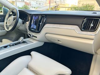 Volvo XC 60 2022 T8 PHEV 2.0 456hp AWD AT8 18,8kw Face Lift-thumb-28