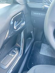 Peugeot 208 2020 VAN 1.5 Pro Active-thumb-14