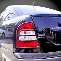 Americat Φρυδάκια Φαναριών Μάσκα Πίσω για SKODA OCTAVIA