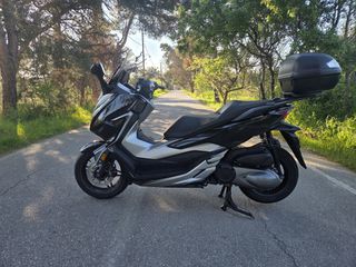 Honda Forza 300 2019-thumb-4