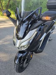 Honda Forza 300 2019-thumb-10
