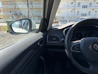 Renault Megane 2019 TCE 1,3 116hp ΑΡΙΣΤΗ ΚΑΤΑΣΤΑΣΗ-thumb-6