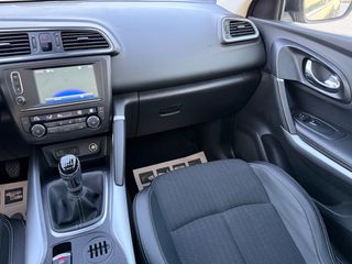 Renault Kadjar 2016 1.2_TCe_Energy Intence_130 hp_PANORAMA!-thumb-71