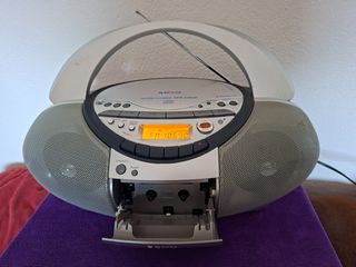 SONY CFD-S35CP CD RADIO CASSETTE-CORDER.-thumb-2