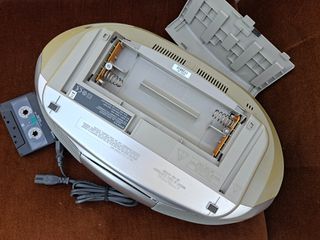 SONY CFD-S35CP CD RADIO CASSETTE-CORDER.-thumb-6