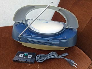 SONY CFD-S35CP CD RADIO CASSETTE-CORDER.-thumb-9