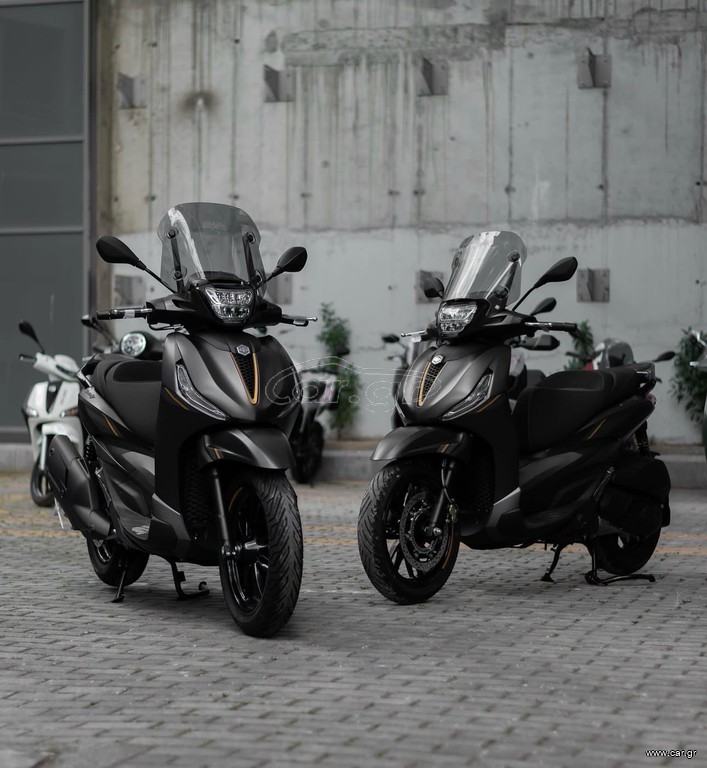Piaggio Beverly 400 2026 25th Anniversary
