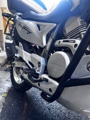 Honda Transalp 650 2004-thumb-3