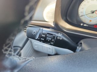 Hyundai i 20 2021 1.0 TGD-i INTUITIVE-thumb-30