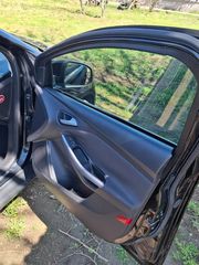 Ford Focus 2013 Titanium-thumb-10