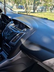 Ford Focus 2013 Titanium-thumb-13