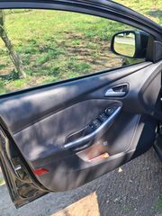 Ford Focus 2013 Titanium-thumb-17