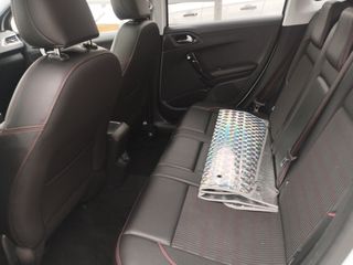 Peugeot 2008 2016 GT LINE  panorama-thumb-19