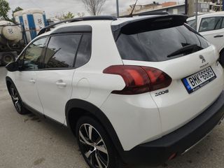 Peugeot 2008 2016 GT LINE  panorama-thumb-2