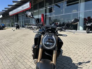 Honda CB 650 2026 R E-Clutch-thumb-8