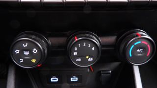 Dacia Duster 2023 1.5BLUE EXPRESSIO 115PS NEW MODEL ΕΛΛΗΝΙΚΟ 3ΠΛΗ-Ε-thumb-40
