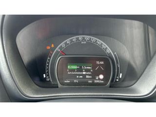 Toyota Aygo 2023 X-PLAY CLIMA SMART KEY-thumb-14