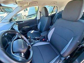 Skoda Fabia 2025 Essence 1.0 MPI 80 PS-thumb-5