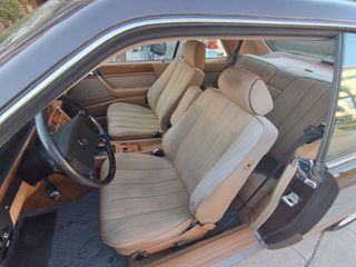 Mercedes-Benz CE 230 1986 124-thumb-3