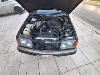 Mercedes-Benz CE 230 1986 124-thumb-4