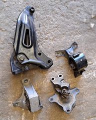 Βάσεις μηχανής από Honda Civic Ep3 TypeR 2001-2005.