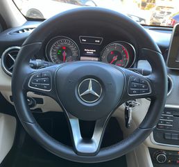 Mercedes-Benz GLA 200 2017 AUTO! 7G-DCT F. EXTRA/SERVICE ΑΝΤΙΠΡΟΣΩΠΕΙΑΣ/ΑΡΙΣΤΟ 116€TEΛΗ-thumb-22