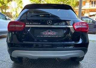 Mercedes-Benz GLA 200 2017 AUTO! 7G-DCT F. EXTRA/SERVICE ΑΝΤΙΠΡΟΣΩΠΕΙΑΣ/ΑΡΙΣΤΟ 116€TEΛΗ-thumb-10