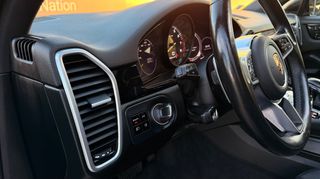 Porsche Cayenne 2021 E-Hybrid-thumb-39