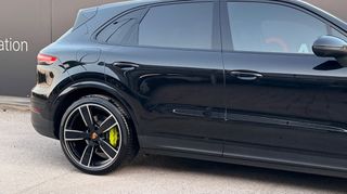 Porsche Cayenne 2021 E-Hybrid-thumb-13