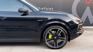 Porsche Cayenne 2021 E-Hybrid-thumb-14