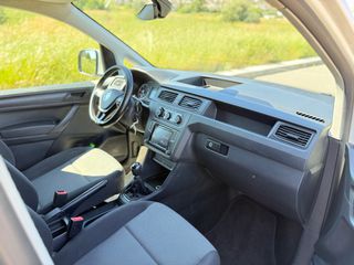 Volkswagen Caddy 2018 DIESEL 2.0cc-thumb-12